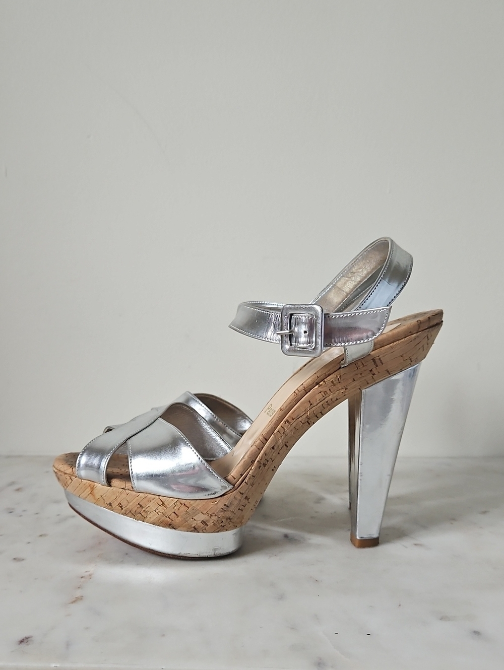 CHRISTIAN LOUBOUTIN: Glam Silver Metallic Leather Platform Sandals